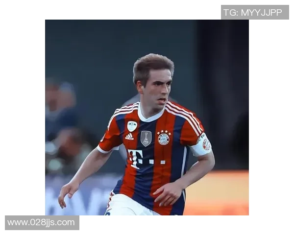 足球历史百大球星阵容解析：探寻最佳十一人背后的传奇与荣耀